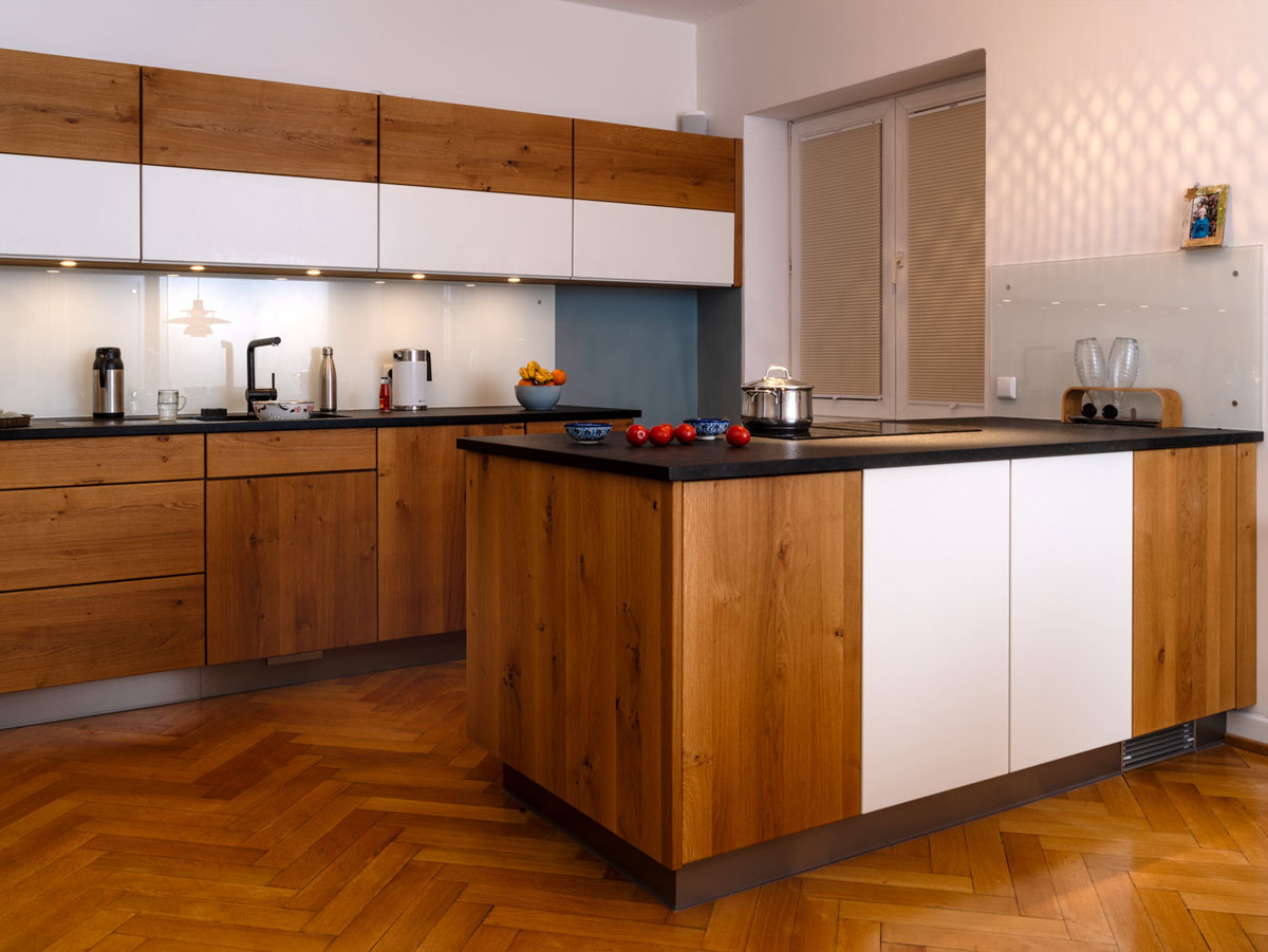 Massivholzküche in Frankfurt aus den Henche Möbelwerkstätten